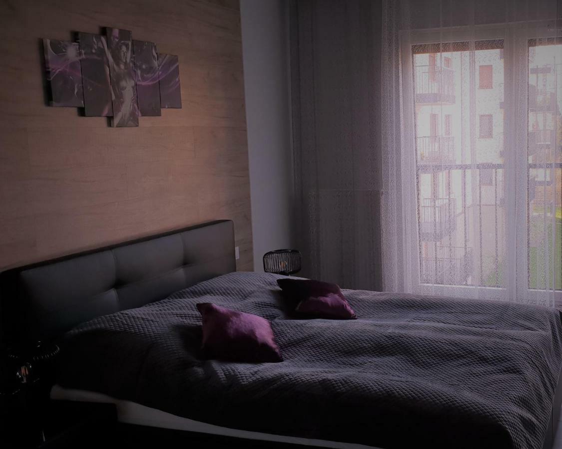 Apartament New York Różana 19 Poznan Bagian luar foto