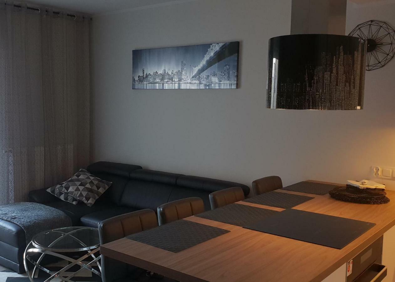 Apartament New York Różana 19 Poznan Bagian luar foto